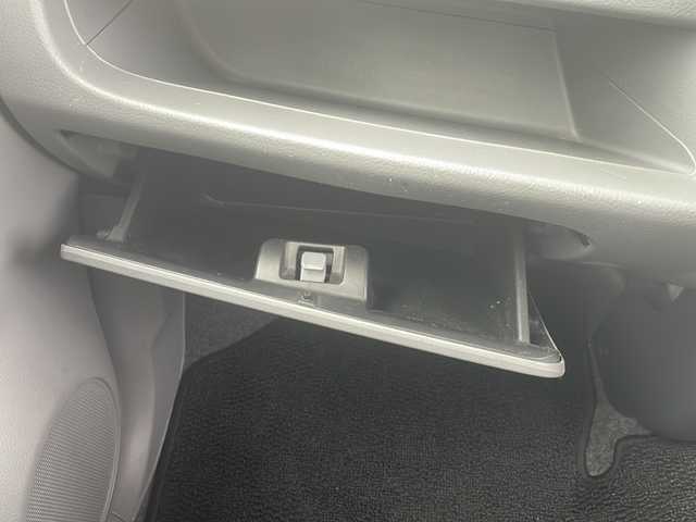 スズキ ワゴンＲ FX－LTDⅡ 三重県 2009(平21)年 9.2万km シルキーシルバーメタリック スペアキー/純正フロアマット/CDプレーヤー/本革巻きステアリング/オートエアコン/ダブルエアーバック/プッシュスタート/ウィンカーミラー/ドアバイザー/電動格納ミラー/純正アルミホイール/AM/FM