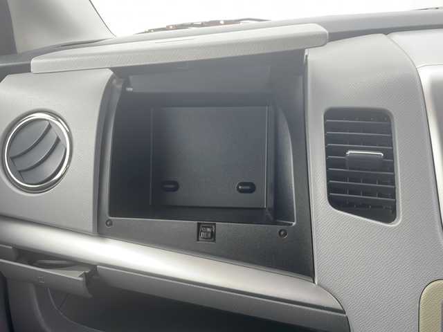 スズキ ワゴンＲ FX－LTDⅡ 三重県 2009(平21)年 9.2万km シルキーシルバーメタリック スペアキー/純正フロアマット/CDプレーヤー/本革巻きステアリング/オートエアコン/ダブルエアーバック/プッシュスタート/ウィンカーミラー/ドアバイザー/電動格納ミラー/純正アルミホイール/AM/FM