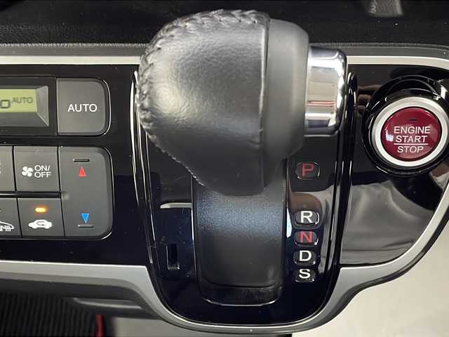 ホンダ Ｎ ＢＯＸ G ターボ SSパッケージ 宮城県 2017(平29)年 5.7万km クリスタルブラックパール シティーブレーキアクティブシステム/両側パワースライドドア/純正7型ナビ/・CD・DVD・BT・SD/フルセグTV/バックカメラ/革巻きステアリング/ステアリングスイッチ/パドルシフト/ビルドインETC/ドライブレコーダー（前後）/前席シートヒーター/純正フロアマット/ドアバイザー/ロールサンシェード/プッシュスタート/スマートキー