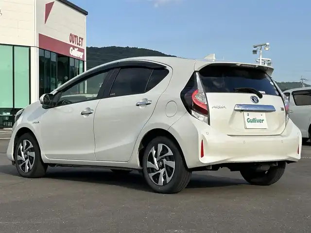 トヨタ アクア S スタイルブラック 鹿児島県 2019(令1)年 5.1万km ホワイトパールクリスタルシャイン トヨタセーフティセンス/純正ナビ/　　CD/DVD/BT/フルセグ/バックカメラ/LEDオートライト/アイドリングストップ/パーキングサポートブレーキ/スマートキー/ETC2.0