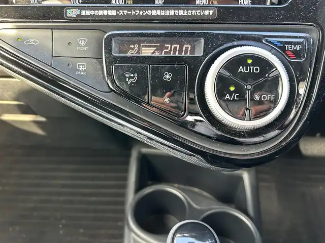 トヨタ アクア S スタイルブラック 鹿児島県 2019(令1)年 5.1万km ホワイトパールクリスタルシャイン トヨタセーフティセンス/純正ナビ/　　CD/DVD/BT/フルセグ/バックカメラ/LEDオートライト/アイドリングストップ/パーキングサポートブレーキ/スマートキー/ETC2.0