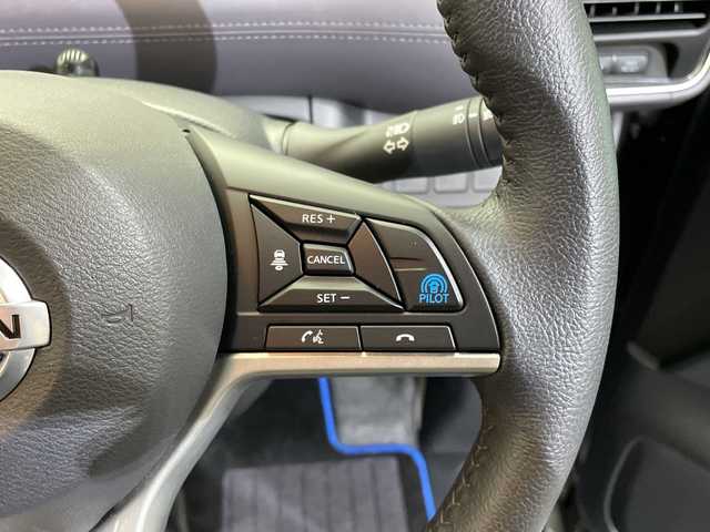 日産 セレナ e－パワー ハイウェイスター V 愛媛県 2021(令3)年 2.1万km ダークメタルグレー １０型ナビ/フルセグ／Ｂｌｕｅｔｏｏｔｈ／ＵＳＢ/全方位カメラ/１１型後席モニター/ＥＴＣ/前方ドライブレコーダ－/レーダークルーズコントロール/両側パワースライドドア/ブラインドスポットモニター/前後コーナーセンサー/レーンキープアシスト/衝突軽減ブレーキ/デジタルインナーミラー