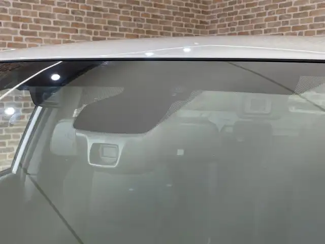 スバル ＷＲＸ Ｓ４ 2．0GT アイサイト 岩手県 2015(平27)年 5.8万km クリスタルホワイトP ４WD/大型リヤスポイラー/STIスポイラー(フロントアンダー・サイドアンダー・リヤアンダー)/オプションフロントグリル/RAYSグラムライツ18インチアルミホイール/GPスポーツ製マフラー/社外LEDテールランプ/アイサイトVer.3/アドバンスドセイフティパッケージ/プリクラッシュブレーキ/全車速追従機能付きクルーズコントロール/アクティブレーンキープ/スバルリヤビークルディテクション/AT誤発進抑制制御/先行車発進告知/ハイビームアシスト/バック・サイドビューモニター/SI-DRIVE(S#)/パドルシフト/ATOTO製アンドロイドディスプレイオーディオ/ドライブレコーダー/前席パワーシート/LEDヘッドライト/LEDフォグライト