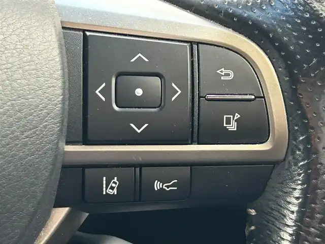 レクサス ＧＳ 300h Fスポーツ 和歌山県 2015(平27)年 7.8万km グラファイトブラックガラスフレーク 純正ナビ/フルセグTV/(CD/DVD/Bluetooth)/バックカメラ/衝突軽減ブレーキ/横滑り防止機能/レーンキープアシスト/コーナーセンサー/レーダークルコン/シートヒーター/エアーベンチレーション/ステアリングヒーター/パワーシート/ポジションメモリー/ビルトインETC/電動パーキング/オートホールド/3眼LED/パドルシフト/フォグランプ