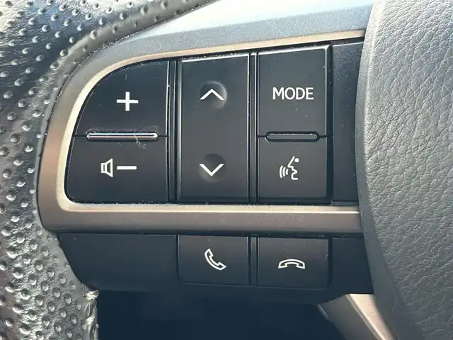 レクサス ＧＳ 300h Fスポーツ 和歌山県 2015(平27)年 7.8万km グラファイトブラックガラスフレーク 純正ナビ/フルセグTV/(CD/DVD/Bluetooth)/バックカメラ/衝突軽減ブレーキ/横滑り防止機能/レーンキープアシスト/コーナーセンサー/レーダークルコン/シートヒーター/エアーベンチレーション/ステアリングヒーター/パワーシート/ポジションメモリー/ビルトインETC/電動パーキング/オートホールド/3眼LED/パドルシフト/フォグランプ