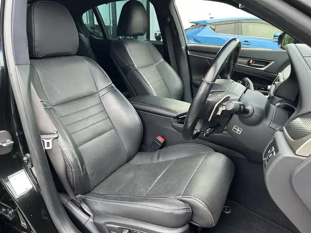 レクサス ＧＳ 300h Fスポーツ 和歌山県 2015(平27)年 7.8万km グラファイトブラックガラスフレーク 純正ナビ/フルセグTV/(CD/DVD/Bluetooth)/バックカメラ/衝突軽減ブレーキ/横滑り防止機能/レーンキープアシスト/コーナーセンサー/レーダークルコン/シートヒーター/エアーベンチレーション/ステアリングヒーター/パワーシート/ポジションメモリー/ビルトインETC/電動パーキング/オートホールド/3眼LED/パドルシフト/フォグランプ