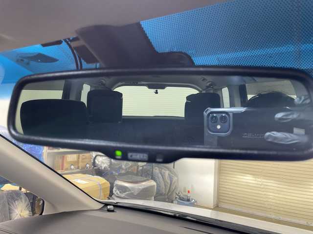 三菱 デリカＤ：５ P 道央・札幌 2023(令5)年 2.9万km ホワイトダイヤモンド ・4WD　/　E-Assist/・衝突被害軽減ブレーキ/・社外fフローティングナビ　/・フルセグ/SD/BT/・アラウンドビューモニター/・オートサイドステップ(左)/・両側パワースライドドア/・レーダークルーズコントロール/・社外前後ドライブレコーダー/・パワーバックドア/・シートヒーター/・ブラインドスポットモニター/・LEDオートライト/オートマチックハイビーム/・ステアリングスイッチ/ヒーター/・フォグランプ/・ETC/・純正グリル車載/・ODKグリル・アイライン