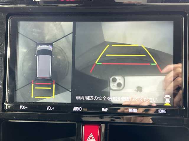 トヨタ ルーミー カスタムG－T 神奈川県 2020(令2)年 1.3万km ブラックマイカメタリック/ファイアークォーツレッドメタリック 純正9型SDナビゲーション【NSZT-Y68T】/AM FM フルセグ Bluetooth SD CD DVD/パノラマミックビューモニター/両側パワースライドドア/スマートアシスト/衝突回避支援ブレーキ機能/車線逸脱警報機能/衝突警報機能/ふらつき警報/ブレーキ制御付誤発進抑制機能/サイドビューランプ/先行車発進お知らせ機能/コーナーセンサー/アダプティブドライビングビーム/アダプティブクルーズコントロール/路側逸脱警報/標識認識機能/アイドリングストップ/ETC/電子パーキングブレーキ/オートホールド/前席シートヒーター/革巻きステアリング/ステアリングリモコン/前後ドライブレコーダー/純正フロアマット/純正15インチアルミホイル/LEDヘッドライト/オートライト/フォグランプ/電動格納ミラー/ウィンカーミラー/ドアバイザー/プッシュスタート/スマートキー