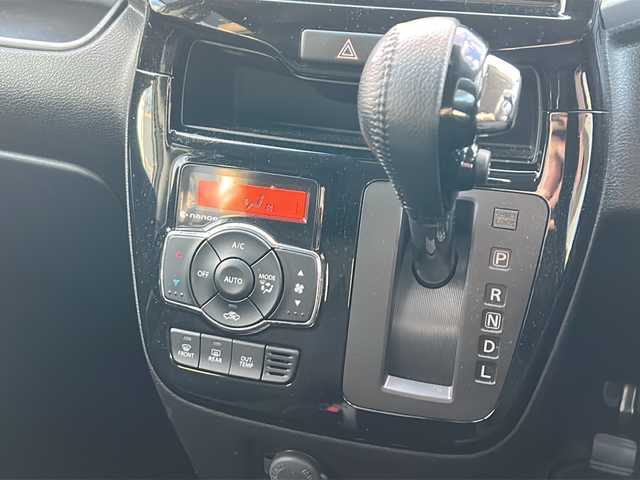 スズキ ソリオ バンディット HV MV Dカメラ ブレーキS 愛知県 2016(平28)年 6.5万km スーパーブラックパール ・禁煙車/・ワンオーナー/・社外ナビ/フルセグTV/・バックカメラ/・ETC/・ステアスイッチ/・デュアルカメラブレーキサポート/・LDA/・誤発進抑制機能/・ふらつき警報/・先行車発進お知らせ機能/・アイドリングストップ/・純正１５インチアルミ/・クルーズコントロール/・両側パワースライドドア/・LEDオートライト/・フォグランプ/・プッシュスタート/・電動格納ミラーウインカー/・運転席シートヒーター/・横滑り防止装置/・ドアバイザー/・純正フロアマット/・新車保証書/・取扱説明書/・スペアキー