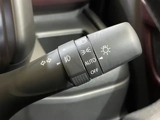 スズキ スペーシア カスタム HYBRID GS 岩手県 2024(令6)年 0.3万km ピュアホワイトP ４WD/全方位モニター/左側パワースライドドア/スズキセーフティサポート/デュアルセンサーブレーキサポートII/車線逸脱抑制機能/アダプティブクルーズコントロール/車線維持支援機能/誤発進抑制機能/先行車発信お知らせ機能/標識認識機能/ハイビームアシスト/ブレーキホールド機能/パーキングセンサー/横滑り防止装置/アイドリングストップ/マニュアルレベリングLEDヘッドランプ/LEDランプ/純正14インチアルミホイール/ロールサンシェード/前席シートヒーター/純正メモリナビ/フルセグTV/AppleCarPlay・AndroidAuto/ステアリングスイッチ/純正フロアマット