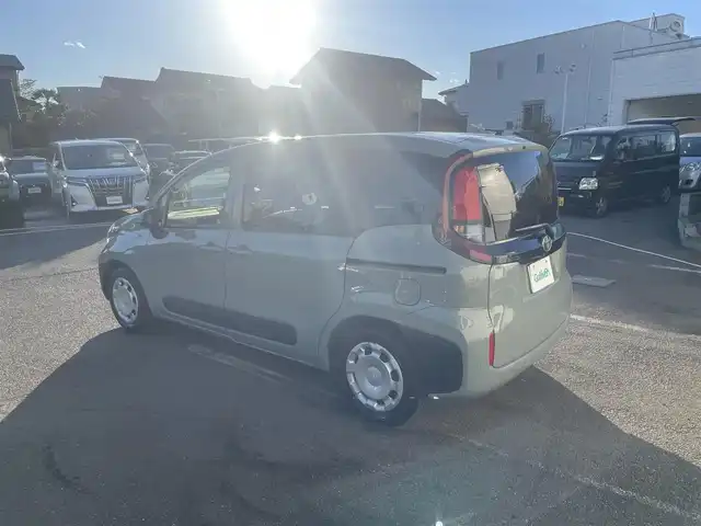 トヨタ シエンタ G 神奈川県 2024(令6)年 1万km 緑