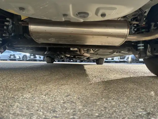 トヨタ シエンタ G 神奈川県 2024(令6)年 1万km 緑