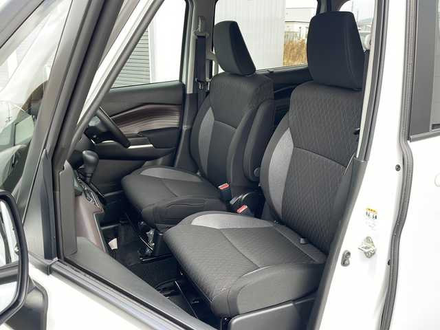 スズキ ソリオ バンディット HV MV 道東・釧路十勝 2024(令6)年 1.5万km ピュアホワイトP ・４WD/・社外SDナビ/（BT・ラジオ）/・バックカメラ/・両側パワースライドドア/・レーダークルーズコントロール/・スズキセーフティサポート/・ドライブレコーダー/・アイドリングストップ/・前席シートヒーター/・横滑り防止装置/・前後コーナーセンサー/・LEDヘッドライト/・レーンキープアシスト/・衝突被害軽減ブレーキ/・保証書/・取扱説明書