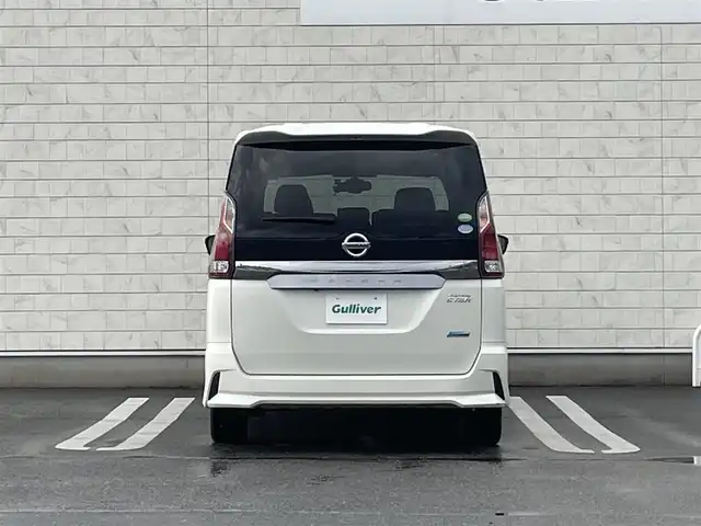 日産 セレナ ハイウェイスター Vセレクション 福岡県 2017(平29)年 3.9万km ブリリアントホワイトパール 純正9型SDナビ(フルセグTV/CD/DVD/BT)/エマージェンシーブレーキ/後席フリップダウンモニター/両側電動/クルコン/ドラレコ/ETC/純正LED/純正アルミホイール/プッシュスタート/スマートキー