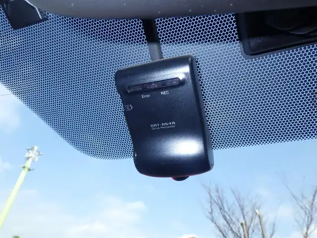 トヨタ シエンタ G 千葉県 2016(平28)年 3.2万km シルバーM 両側パワースライドドア/純正SDナビ/地デジTV/【DVD/CD再生機能　Bluetooth接続】/バックカメラ/ドライブレコーダー/ETC/革巻きステアリング/ウインカーミラー/スマートキー