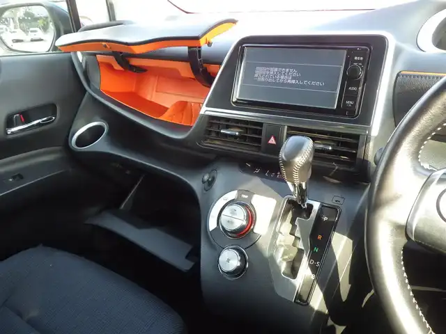 トヨタ シエンタ G 千葉県 2016(平28)年 3.2万km シルバーM 両側パワースライドドア/純正SDナビ/地デジTV/【DVD/CD再生機能　Bluetooth接続】/バックカメラ/ドライブレコーダー/ETC/革巻きステアリング/ウインカーミラー/スマートキー