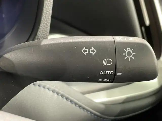 トヨタ ヴォクシー ハイブリッド S－Z 愛知県 2024(令6)年 0.9万km ホワイトパールクリスタルシャイン モデリスタエアロ　F/S/R/サイドステップ/純正10.5インチナビ/（フルセグTV/AM/FM/Bluetooth）/両側パワースライドドア/レーダークルーズコントロール/１００V電源/ビルトインETC2.0/シートヒーター/バックカメラ/前後ドライブレコーダー/ステアリングヒーター/コーナーセンサー/レーンキープアシスト/パーキングアシスト/HDMI接続/プッシュスタート/スマートキー/スペアキー/純正フロアマット/純正17インチアルミホイール/オートライト