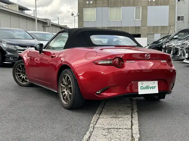 マツダ ロードスター S スペシャルパッケージ 島根県 2015(平27)年 4.6万km ソウルレッドプレミアムメタリック ワンオーナー　/純正ＳＤナビ　/フルセグＴＶ　/ＤＶＤ再生　/Ｂｌｕｅｔｏｏｔｈ接続　/バックカメラ　/ＥＴＣ　/横滑り防止装置　/スマートキー　/プッシュスタート　/純正ＬＥＤヘッドライト　/社外１６インチアルミホイール（RAYS）　/純正フロアマット/保証書・取扱説明書/スペアキー1本