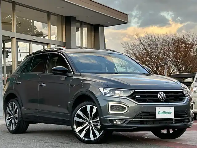 フォルクスワーゲン ＶＷ Ｔ－ロック TDI Rライン 香川県 2021(令3)年 2.5万km グレーⅡ メーカーナビ/フルセグ/Bluetooth/アップルカープレイ/バックカメラ/純正19インチアルミ/LEDヘッドライト/レーダークルーズ/レーンキープ/ルーフレール/ハーフレザーシート/パワーバックドア/デジタルミラー/前後ドライブレコーダー/スマートキー/ETC2.0/BSM