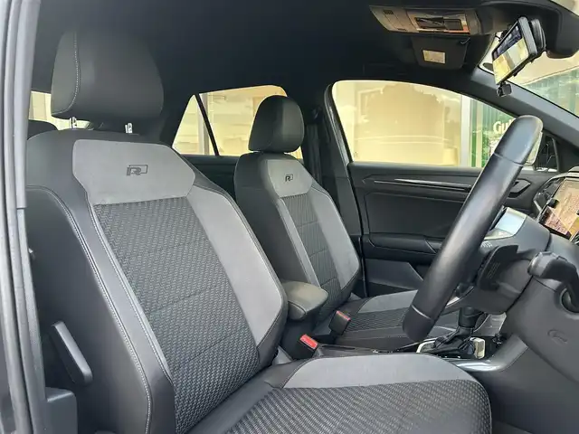 フォルクスワーゲン ＶＷ Ｔ－ロック TDI Rライン 香川県 2021(令3)年 2.5万km グレーⅡ メーカーナビ/フルセグ/Bluetooth/アップルカープレイ/バックカメラ/純正19インチアルミ/LEDヘッドライト/レーダークルーズ/レーンキープ/ルーフレール/ハーフレザーシート/パワーバックドア/デジタルミラー/前後ドライブレコーダー/スマートキー/ETC2.0/BSM