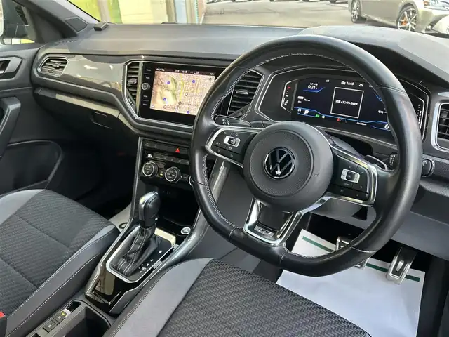 フォルクスワーゲン ＶＷ Ｔ－ロック TDI Rライン 香川県 2021(令3)年 2.5万km グレーⅡ メーカーナビ/フルセグ/Bluetooth/アップルカープレイ/バックカメラ/純正19インチアルミ/LEDヘッドライト/レーダークルーズ/レーンキープ/ルーフレール/ハーフレザーシート/パワーバックドア/デジタルミラー/前後ドライブレコーダー/スマートキー/ETC2.0/BSM