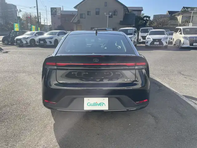 トヨタ プリウス U 神奈川県 2023(令5)年 2.2万km アティチュードブラックマイカ