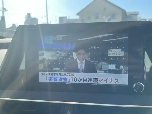 トヨタ プリウス U 神奈川県 2023(令5)年 2.2万km アティチュードブラックマイカ