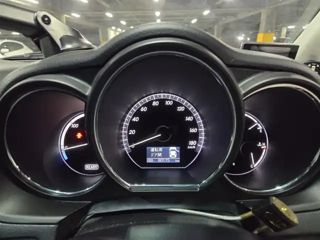 トヨタ ハリアー ハイブリッド L アルカンターラ プライムバージョン 愛媛県 2010(平22)年 8.1万km ホワイトパールクリスタルシャイン 4WD/ムーンルーフ/純正ナビ/フルセグTV/JBLプレミアムサウンドシステム/パワーバックドア/バックカメラ/クルーズコントロール/クリアランスソナー/バックソナー/ステアリング連動HIDヘッドランプ/オートライト/オートエアコン/革巻きステアリング/ステアリングスイッチ/革/アルカンターラコンビシート/前席パワーシート/純正18インチアルミホイール/スマートキー/プッシュエンジンスタート/イモビライザー/オートアラーム/禁煙車