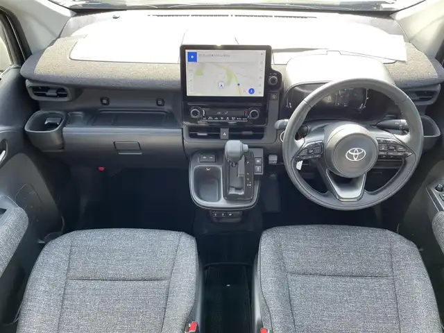 トヨタ シエンタ Z 東京都 2023(令5)年 1.3万km パール トヨタ純正10.5インチコネクティッドナビ/・フルセグTV/・Bluetooth接続/・FM/AM/Toyota Safety Sense/・プリクラッシュセーフティ/・レーントレーシングアシスト/・レーンディパーチャーアラート/・レーダークルーズコントロール/・アダプティブハイビームシステム/・ロードサインアシスト/駐車支援/・パノラミックビューモニター/・パーキングサポートブレーキ/ブラインドスポットモニター/モデリスタ15インチアルミホイール/両側パワースライドドア/D/N席シートヒーター/ステアリングヒーター/純正フロアマット/ビルトインETC2.0/USB入力端子/ドアバイザー/電動格納ミラー/スマートキー