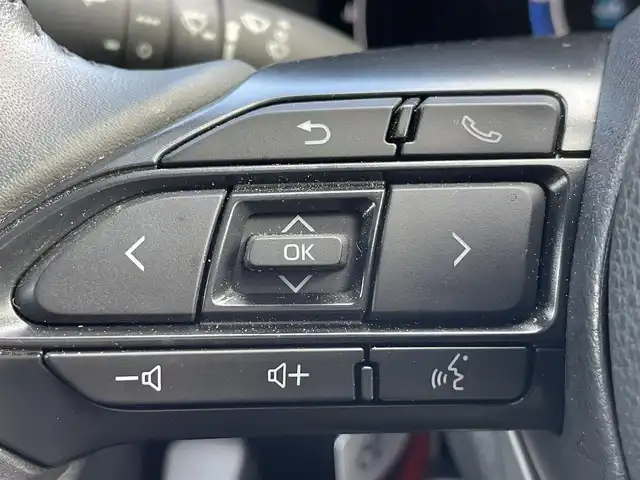 トヨタ シエンタ Z 東京都 2023(令5)年 1.3万km パール トヨタ純正10.5インチコネクティッドナビ/・フルセグTV/・Bluetooth接続/・FM/AM/Toyota Safety Sense/・プリクラッシュセーフティ/・レーントレーシングアシスト/・レーンディパーチャーアラート/・レーダークルーズコントロール/・アダプティブハイビームシステム/・ロードサインアシスト/駐車支援/・パノラミックビューモニター/・パーキングサポートブレーキ/ブラインドスポットモニター/モデリスタ15インチアルミホイール/両側パワースライドドア/D/N席シートヒーター/ステアリングヒーター/純正フロアマット/ビルトインETC2.0/USB入力端子/ドアバイザー/電動格納ミラー/スマートキー