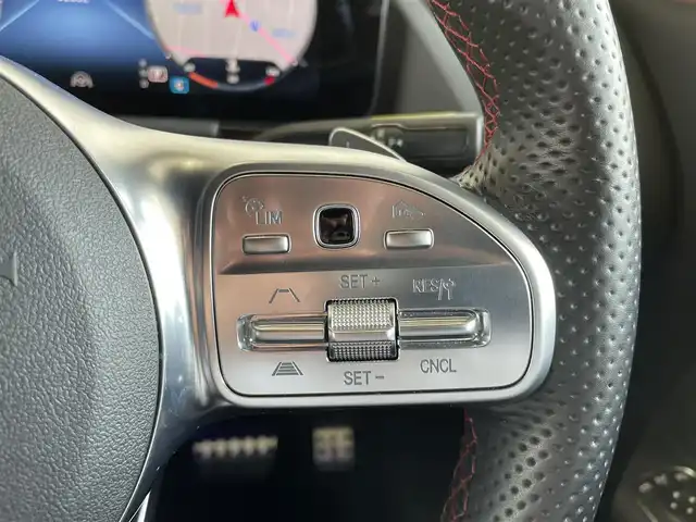 メルセデス・ベンツ ＧＬＡ２００ｄ 4マチック AMGライン 山形県 2021(令3)年 3.3万km ポーラホワイト 純正ナビ/・Bluetooth/USB/フルセグTV/LEDヘッドライト/アダプティブハイビームアシスト・プラス/アンビエントライト（64色）/レーダーセーフティパッケージ（標準）/・LKA/・BSM/2.0ETC/ACC/パワーシート/シートヒーター/スペアキー×１/保証書/取説