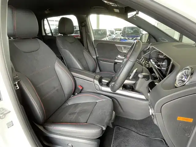 メルセデス・ベンツ ＧＬＡ２００ｄ 4マチック AMGライン 山形県 2021(令3)年 3.3万km ポーラホワイト 純正ナビ/・Bluetooth/USB/フルセグTV/LEDヘッドライト/アダプティブハイビームアシスト・プラス/アンビエントライト（64色）/レーダーセーフティパッケージ（標準）/・LKA/・BSM/2.0ETC/ACC/パワーシート/シートヒーター/スペアキー×１/保証書/取説