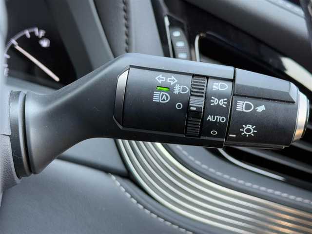 レクサス ＬＳ 500 Iパッケージ 京都府 2018(平30)年 5.7万km マンガンラスター 〇4WD/ターボ/〇純正12.3インチナビ/〇フルセグTV/〇バックカメラ/〇パノラマモニター/〇ビルトインETC2.0/〇ドライブレコーダー/〇セーフティ＋A/〇デジタルインナーミラー/〇ヘッドアップディスプレイ/〇LEDヘッドランプ/〇オートライト/〇電動トランクリッド/〇純正20インチアルミ/〇本木製/革巻きコンビステアリング/〇ステアリングヒーター/〇パドルシフト/〇革シート/〇シートヒーター/〇シートベンチレーション/〇パワーシート/〇リフレッシュシート/〇電動サンシェード/〇左右独立オートエアコン/〇スマートキー/〇禁煙車