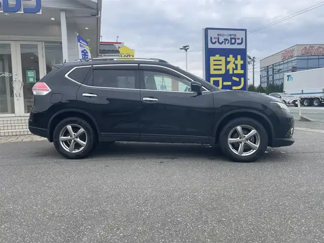 日産 エクストレイル 20X エマージェンシーブレーキ 秋田県 2014(平26)年 12.4万km ダイヤモンドブラック (株)IDOMが運営する【じしゃロン 秋田店】の自社ローン専用車両になります。こちらは現金またはオートローンご利用時の価格です。自社ローンご希望の方は別途その旨お申付け下さい/メモリナビ/フルセグテレビ/バックカメラ/ウィンカーミラー/クルーズコントロール/ドアバイザー/プッシュスタート/スマートキー/シートヒーター