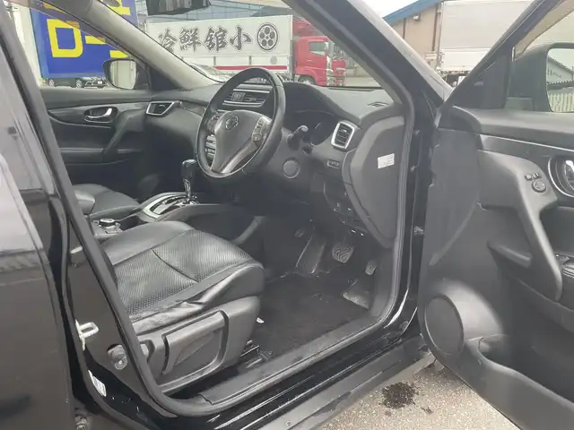 日産 エクストレイル 20X エマージェンシーブレーキ 秋田県 2014(平26)年 12.4万km ダイヤモンドブラック (株)IDOMが運営する【じしゃロン 秋田店】の自社ローン専用車両になります。こちらは現金またはオートローンご利用時の価格です。自社ローンご希望の方は別途その旨お申付け下さい/メモリナビ/フルセグテレビ/バックカメラ/ウィンカーミラー/クルーズコントロール/ドアバイザー/プッシュスタート/スマートキー/シートヒーター