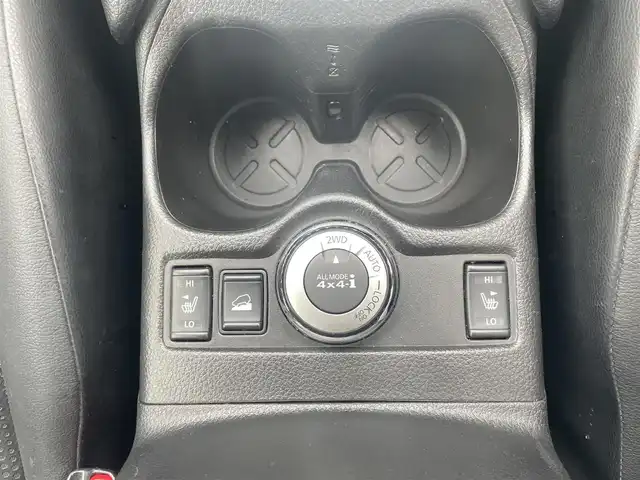 日産 エクストレイル 20X エマージェンシーブレーキ 秋田県 2014(平26)年 12.4万km ダイヤモンドブラック (株)IDOMが運営する【じしゃロン 秋田店】の自社ローン専用車両になります。こちらは現金またはオートローンご利用時の価格です。自社ローンご希望の方は別途その旨お申付け下さい/メモリナビ/フルセグテレビ/バックカメラ/ウィンカーミラー/クルーズコントロール/ドアバイザー/プッシュスタート/スマートキー/シートヒーター