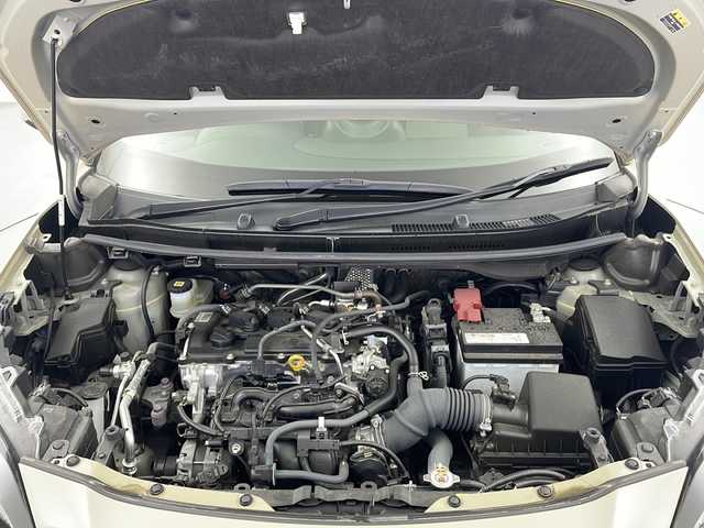 トヨタ ヤリスクロス Z 栃木県 2021(令3)年 3.4万km ベージュ 純正ナビ/AM FM  USB BT　Miracast/トヨタセーフティセンス/・レーンアシスト/・衝突軽減ブレーキ/・オートマチックハイビーム/・レーダークルーズコントロール/・ブラインドスポットモニター/全周囲カメラ/ドライブレコーダー/ETC2.0/ステアリングヒーター/コーナーセンサー/シートヒーター/オートエアコン/オートライト/LEDヘッドライト/電動格納ミラー/純正フロアマット/純正アルミホイール/スマートキー×2