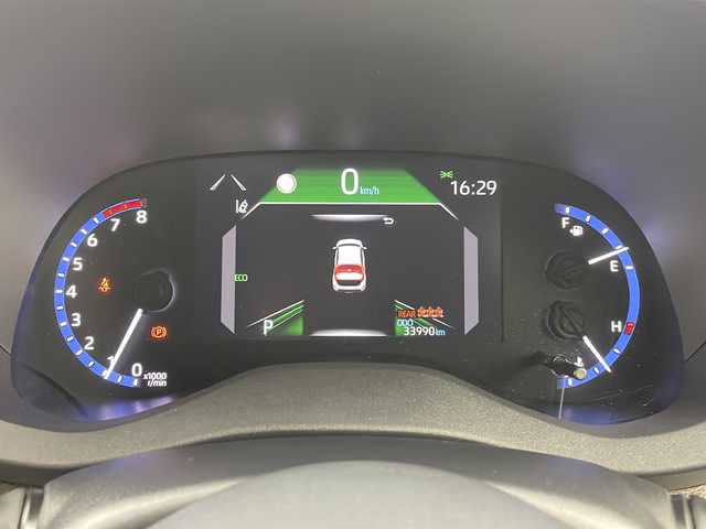 トヨタ ヤリスクロス Z 栃木県 2021(令3)年 3.4万km ベージュ 純正ナビ/AM FM  USB BT　Miracast/トヨタセーフティセンス/・レーンアシスト/・衝突軽減ブレーキ/・オートマチックハイビーム/・レーダークルーズコントロール/・ブラインドスポットモニター/全周囲カメラ/ドライブレコーダー/ETC2.0/ステアリングヒーター/コーナーセンサー/シートヒーター/オートエアコン/オートライト/LEDヘッドライト/電動格納ミラー/純正フロアマット/純正アルミホイール/スマートキー×2