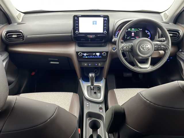 トヨタ ヤリスクロス Z 栃木県 2021(令3)年 3.4万km ベージュ 純正ナビ/AM FM  USB BT　Miracast/トヨタセーフティセンス/・レーンアシスト/・衝突軽減ブレーキ/・オートマチックハイビーム/・レーダークルーズコントロール/・ブラインドスポットモニター/全周囲カメラ/ドライブレコーダー/ETC2.0/ステアリングヒーター/コーナーセンサー/シートヒーター/オートエアコン/オートライト/LEDヘッドライト/電動格納ミラー/純正フロアマット/純正アルミホイール/スマートキー×2