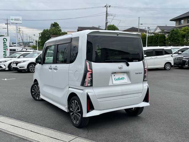 ダイハツ タント カスタム RS 静岡県 2022(令4)年 2.6万km シャイニングホワイトパール ●純正ディスプレイオーディオ/(フルセグ/Bluetooth/AppleCarPlay)/●全方位カメラ/●前席シートヒーター/●衝突軽減ブレーキ/●レーンキープアシスト/●レーダークルーズコントロール/●後方コーナーセンサー/●電動パーキングブレーキ/●オートブレーキホールド/●アイドリングストップ/●LEDライト/●オートライト/●フォグランプ/●革巻きステアリング/●ステアリングスイッチ/●ETC/●前後ドライブレコーダー/●フロアマット/●ドアバイザー/●横滑り防止装置/●スマートキー/●プッシュスタート/●純正15インチアルミホイール/●W＋サイド＋カーテンSRS＋ABS/●取扱説明書