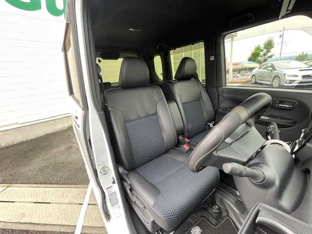 ダイハツ タント カスタム RS 静岡県 2022(令4)年 2.6万km シャイニングホワイトパール ●純正ディスプレイオーディオ/(フルセグ/Bluetooth/AppleCarPlay)/●全方位カメラ/●前席シートヒーター/●衝突軽減ブレーキ/●レーンキープアシスト/●レーダークルーズコントロール/●後方コーナーセンサー/●電動パーキングブレーキ/●オートブレーキホールド/●アイドリングストップ/●LEDライト/●オートライト/●フォグランプ/●革巻きステアリング/●ステアリングスイッチ/●ETC/●前後ドライブレコーダー/●フロアマット/●ドアバイザー/●横滑り防止装置/●スマートキー/●プッシュスタート/●純正15インチアルミホイール/●W＋サイド＋カーテンSRS＋ABS/●取扱説明書