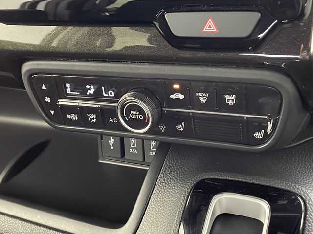 ホンダ Ｎ ＢＯＸ カスタム G L ホンダセンシング 千葉県 2020(令2)年 4.2万km プラチナホワイトパール 純正８型ナビ/バックカメラ/ビルトインＥＴＣ　/純正１４インチＡＷ/追従式クルーズコントロール/両側パワースライドドア　/フルセグＴＶ/純正フロアマット/衝突軽減ブレーキ/ＬＥＤヘッドライト/オートライト
