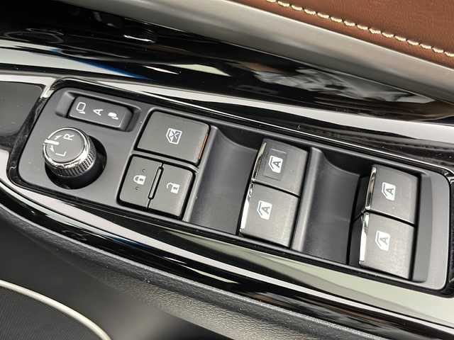 トヨタ ハリアー プレミアム メタル&レザーP 千葉県 2020(令2)年 4.2万km ホワイトパールクリスタルシャイン セーフティセンス/・プリクラッシュセーフティ/・レーンディパーチャーアラート/・オートマチックハイビーム/・レーダークルーズコントロール/純正9インチメモリーナビ/・フルセグTV/・Bluetoothオーディオ接続/・CD/DVD再生機能/LEDヘッドライト/ブラウンレザーシート/メモリー付きパワーシート/シートヒーター/スマートキー