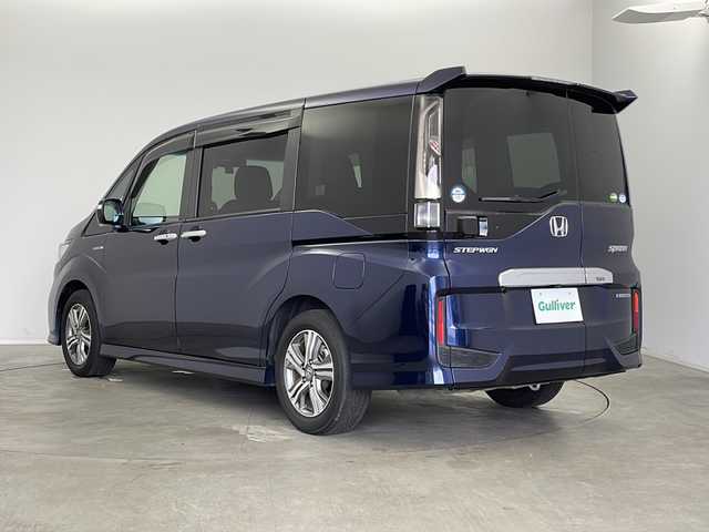 ホンダ ステップワゴン スパーダ ハイブリッド G EX ホンダセンシング 新潟県 2018(平30)年 5.3万km オブシダンブルーパール 社外SDメモリナビ(型式:AVIC-RL801)/フルセグテレビ/バックカメラ/クルーズコントロール/プッシュスタート/プッシュスタート/両側パワースライドドア/ビルトインETC/レーンアシスト/衝突軽減ブレーキ/EVモード/横滑り防止装置/運転席、助手席シートヒーター