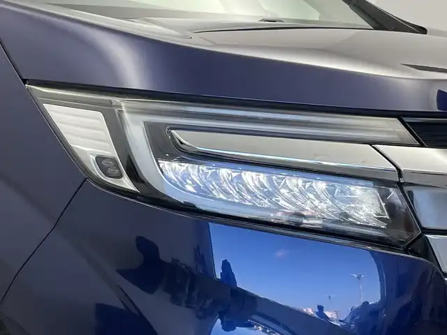 ホンダ ステップワゴン スパーダ ハイブリッド G EX ホンダセンシング 新潟県 2018(平30)年 5.3万km オブシダンブルーパール 社外SDメモリナビ(型式:AVIC-RL801)/フルセグテレビ/バックカメラ/クルーズコントロール/プッシュスタート/プッシュスタート/両側パワースライドドア/ビルトインETC/レーンアシスト/衝突軽減ブレーキ/EVモード/横滑り防止装置/運転席、助手席シートヒーター