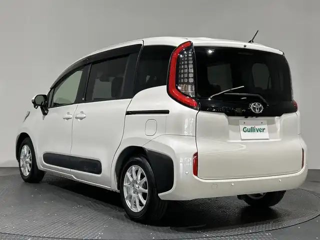 トヨタ シエンタ Z 愛媛県 2022(令4)年 3.4万km ホワイトパールクリスタルシャイン ・８型ナビ/（フルセグＴＶ・ＦＭＡＭ・ＵＳＢ・BT・ａｐｐｌｅ　ｃａｒｐｌａｙ）/・バックカメラ　/・ＥＴＣ２．０　/・両側電動ドア　/・前後ドラレコ　/・レーダークルーズコントロール　/・オートマチックハイビーム/・運転席裏USB充電