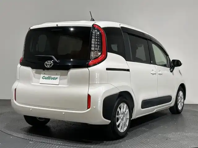 トヨタ シエンタ Z 愛媛県 2022(令4)年 3.4万km ホワイトパールクリスタルシャイン ・８型ナビ/（フルセグＴＶ・ＦＭＡＭ・ＵＳＢ・BT・ａｐｐｌｅ　ｃａｒｐｌａｙ）/・バックカメラ　/・ＥＴＣ２．０　/・両側電動ドア　/・前後ドラレコ　/・レーダークルーズコントロール　/・オートマチックハイビーム/・運転席裏USB充電