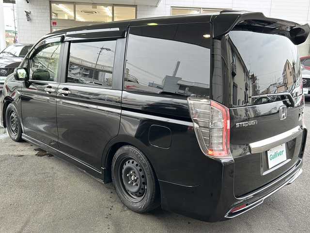 ホンダ ステップワゴン スパーダ Z クールスピリット 京都府 2012(平24)年 9.1万km プレミアムスパークルブラックパール 純正SDナビ /（VXM-135VFNi)/フルセグTV /フリップダウンモニター　/禁煙車　/両側パワースライドドア　/バックカメラ　/HIDライト　/クルーズコントロール　/パドルシフト　/ハーフレザー　/前後社外ドラレコ　/(XLDR-L3)/ウインカーミラー/アイドリングストップ/純正ビルトインETC/パワーステアリング/パワーウィンドウ/CD/DVD再生機能有/iPod/USB/横滑り防止/盗難防止装置