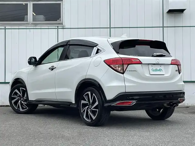 ホンダ ヴェゼル RS ホンダセンシング 山梨県 2016(平28)年 2.5万km ホワイトオーキッドパール ワンオーナー/純正メモリナビ(VXM-175VFi)/純正CD/DVD/SD/Bluetooth接続/フルセグTV/バックカメラ/ETC/前後ドライブレコーダー/前席シートヒーター/パドルシフト/ステアリングスイッチ/電動パーキングブレーキ/ブレーキホールド/スペアキー1本/取扱説明書/保証書