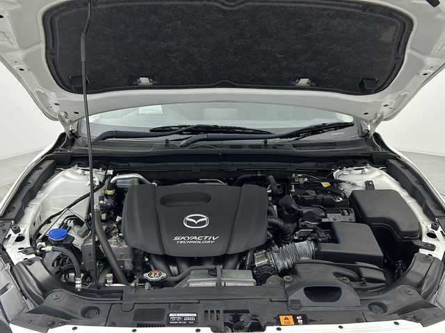 マツダ アクセラ 15S Lパッケージ 宮城県 2017(平29)年 2.7万km スノーフレイクホワイトパールマイカ ワンオーナー/純正ナビ/フルセグTV/Bluetooth/USB入力端子/ビルトインETC/前方ドライブレコーダー/レーダークルーズコントロール/レザーシート/パワーシート/シートメモリー/シートヒーター/パドルシフト/プッシュスタート/スマートキー/スペアキー/オートライト/LEDヘッドライト/純正フロアマット/純正18インチアルミホイール